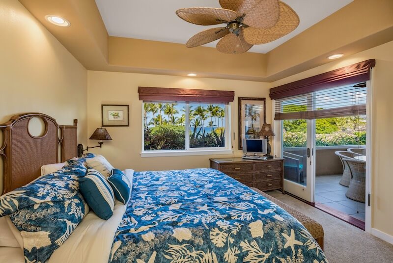 Master bedroom with private lanai