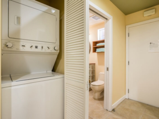 laundry in Spacious condo overlooking Kahalu'u beach