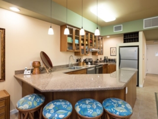 Kitchen in Spacious condo overlooking Kahalu'u beach
